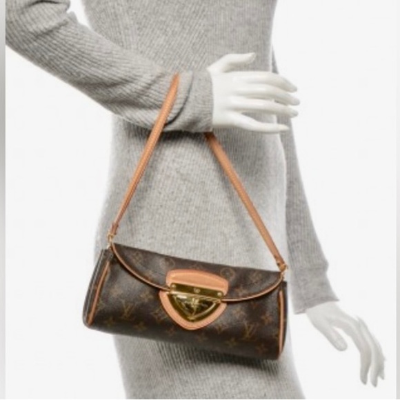 Louis Vuitton Handbags - 💯% Authentic Louis Vuitton Convertible Beverly Clutch/Shoulder Bag ✨